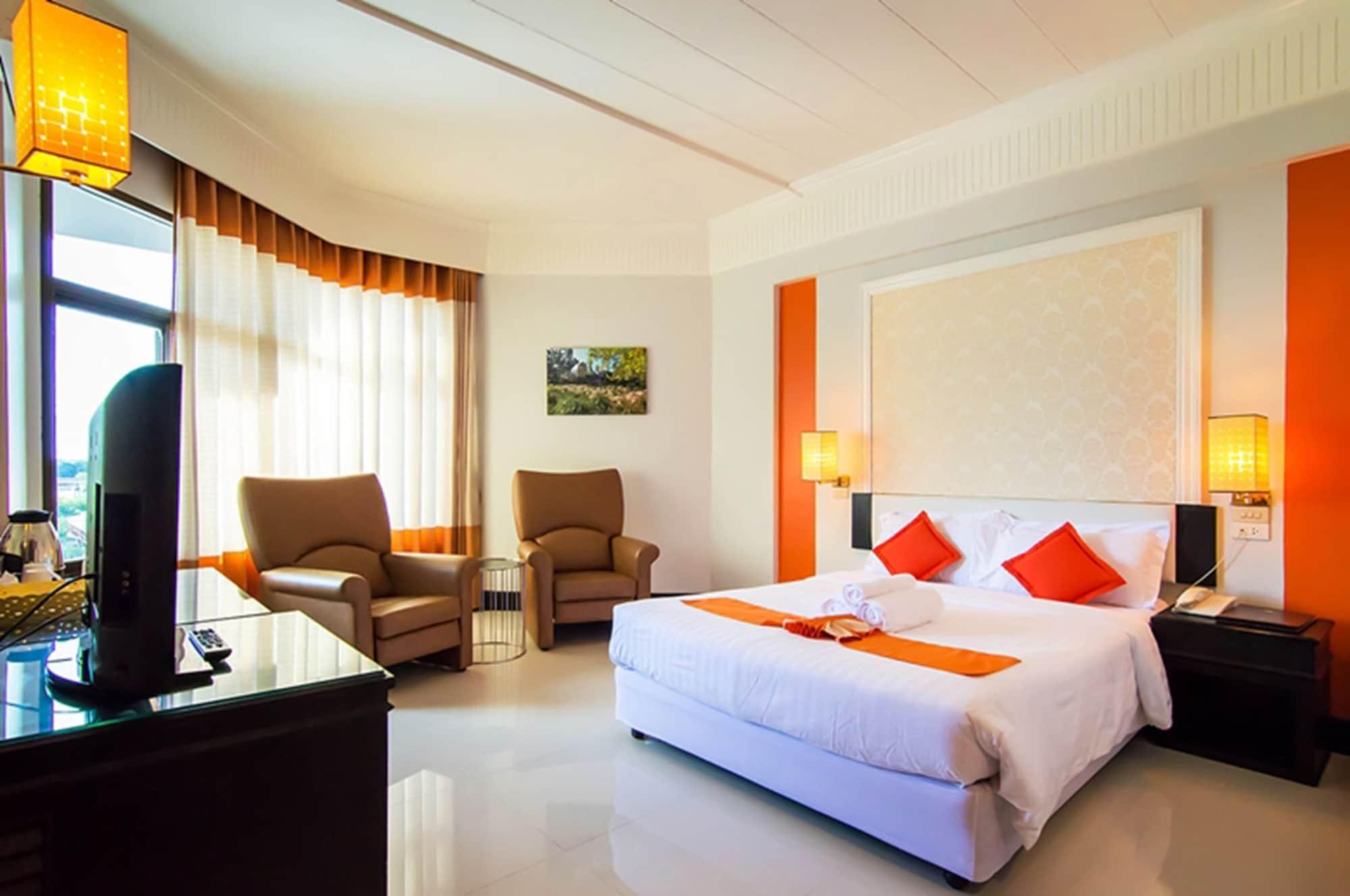 Asawann Hotel Nongkhai Нонгкхай Экстерьер фото